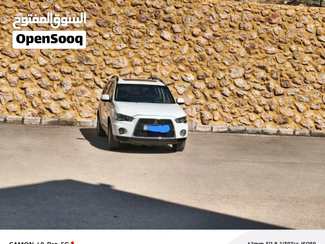 2012 ميتسوبيشي اوتلاندر GLS