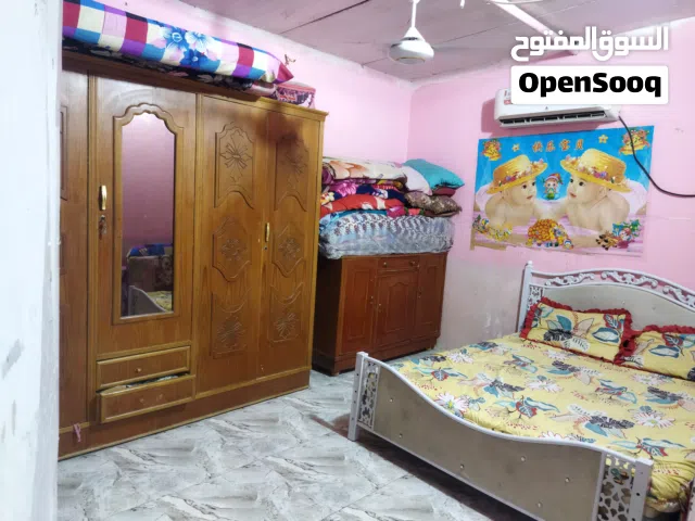 بيت زراعي كويتي في أبي الخصيب قرب فلكه التجنيد يبعد عن الشارع السياحي كيلو متر