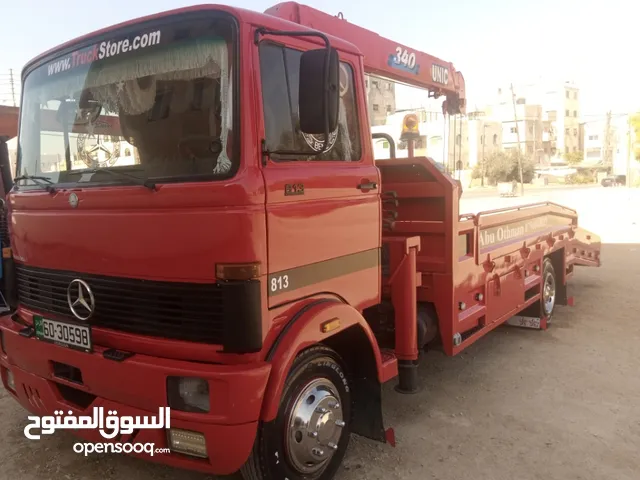 Tow Truck Mercedes Benz 1982 in Amman