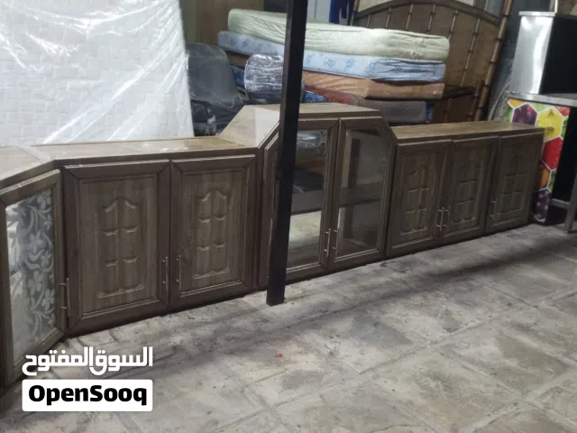 مطبخ علوي شبه جديد بحالة الوكالة