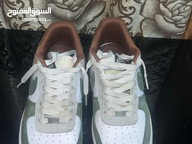 بوت نايك الاصلي