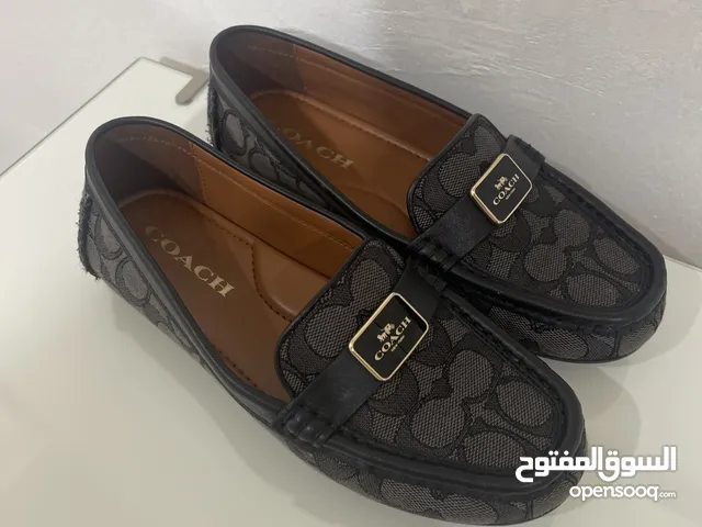 Black Comfort Shoes in Al Jahra