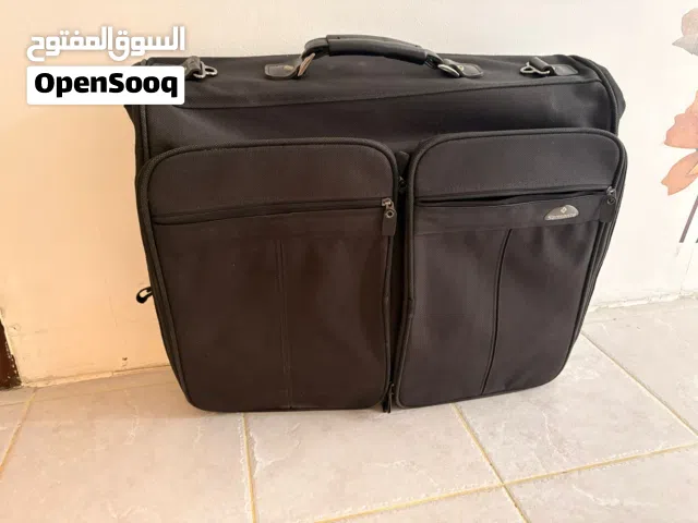 شنطه سامسونايت للبدلات والدشاديش