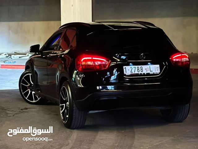 مرسيدس GLA