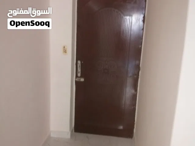 بجوار كارفور ساليت أمام فتح الله جاردنيا السيوف داخل شارع الكاوتش