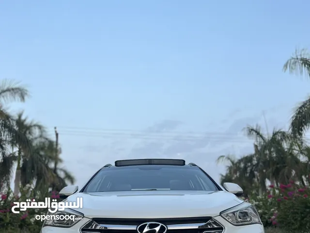 Used Hyundai Santa Fe in Muscat