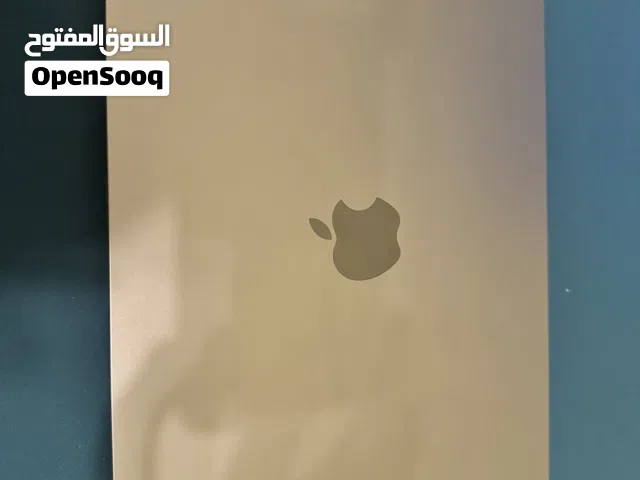 Macbook air m2 16 gb ram 256 storage  100% battery life with chargerماك بوك اير