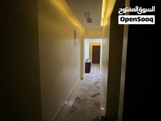 125 m2 3 Bedrooms Apartments for Sale in Cairo Helwan