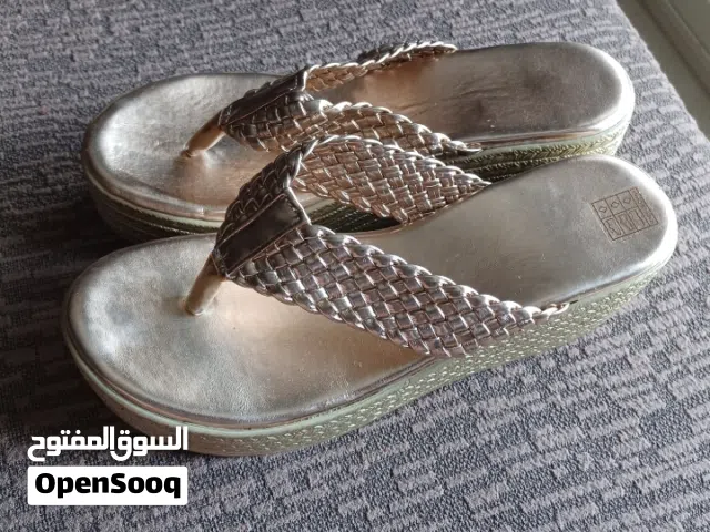 اثنين سليبر من شي إن