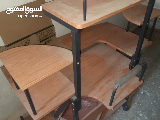 طاولة حاسوب