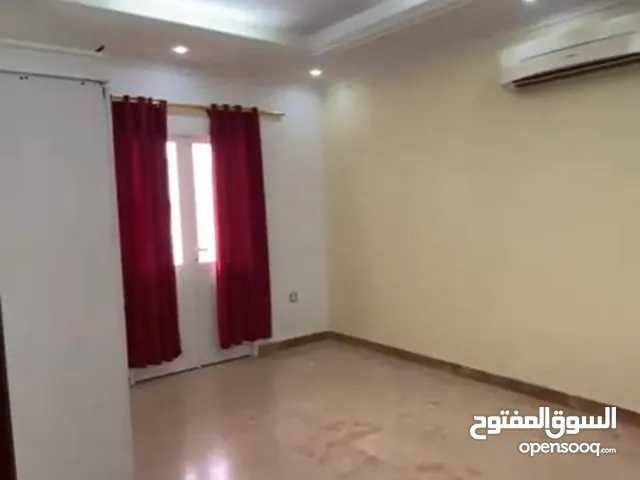 Unfurnished Yearly in Muscat Amerat