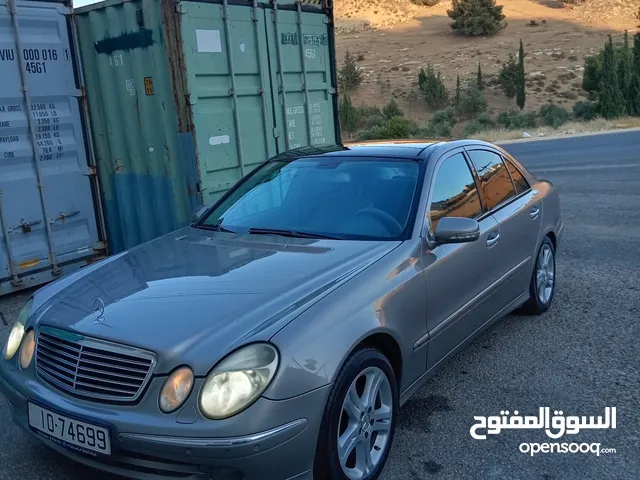 مرسيدس افنتجارد E 200 موديل 2004