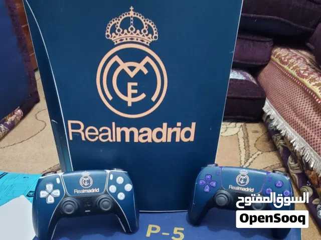 بلاستيشن 5 مهكر معا يدين وكاله