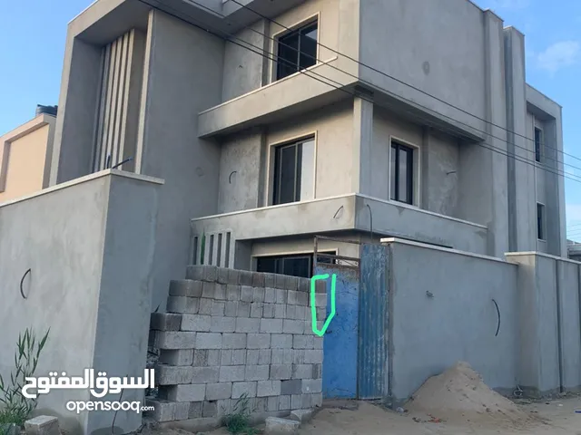 250 m2 More than 6 bedrooms Villa for Sale in Benghazi Qawarsheh