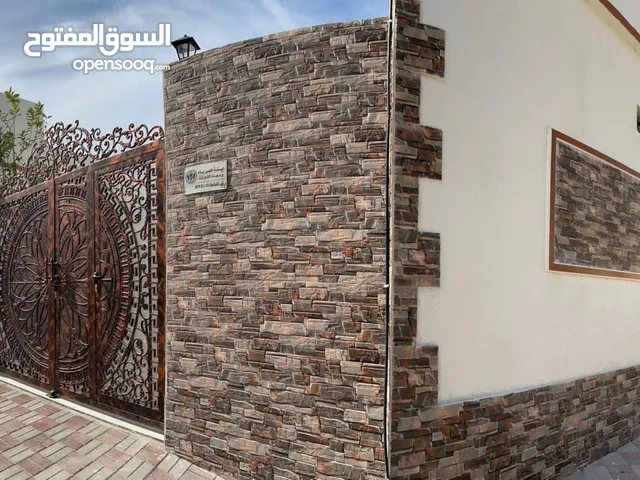 2500 ft 4 Bedrooms Townhouse for Sale in Sharjah Al Ghafeyah area
