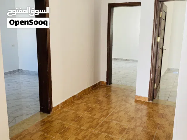 حوش ارضي 4 غرف للايجار في منطقة فطرة
