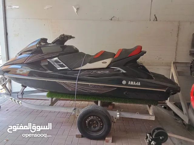 جت سكي ياماها 2014 مسرفس ما يحتاج شي ماشي 300 ساعة للبيع مع القالوصة Jet ski for sale good with tri