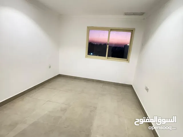 استوديو للايجار في حولي