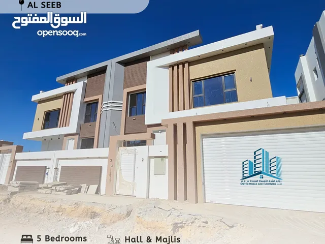 411 m2 5 Bedrooms Villa for Sale in Muscat Seeb