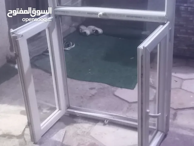 للبيع شباك تركي قياس الشباك طول 137 والعرض 96