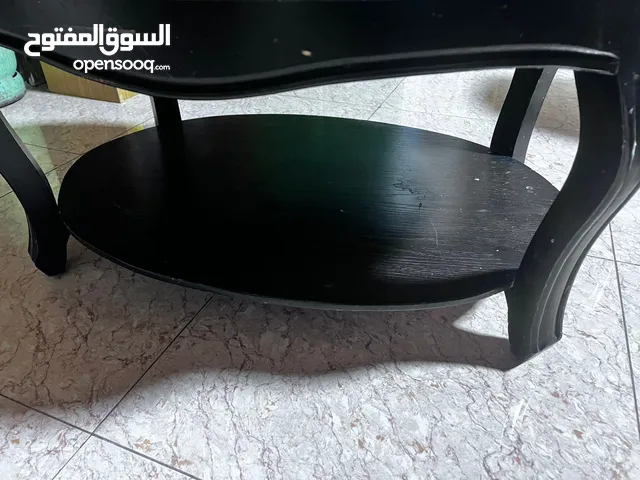 للبيع طاوله فخمة و تقيله ب 10 فقططط