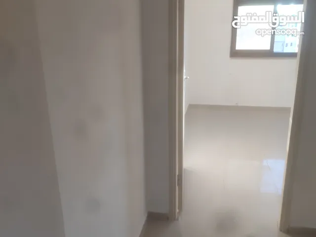 شقه مساحتها90