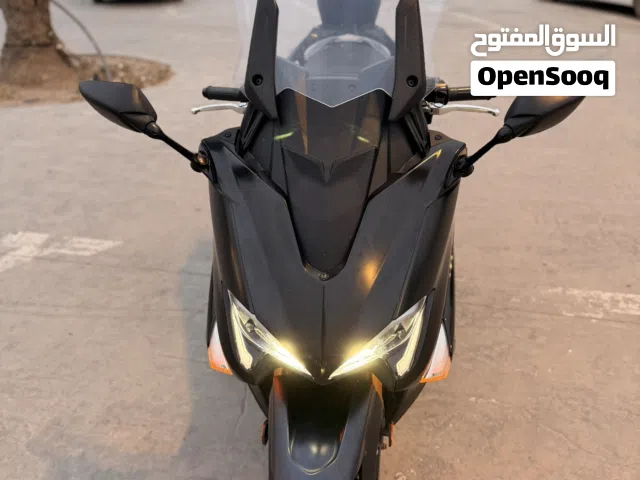 2018 ياماها TmaX