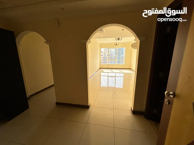 1900ft 2 Bedrooms Apartments for Rent in Sharjah Al Qasemiya
