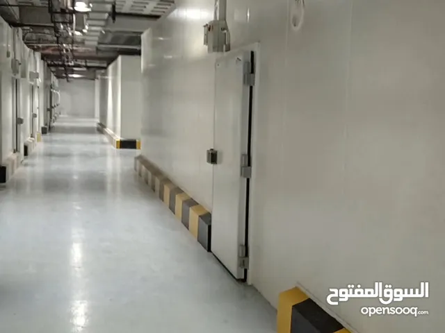 للإيجار غرف (تبريد وتجميد) 65م و67م 1500م الشويخ مع ترخيص صحي