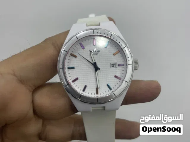 ساعه يد ماركه ايدداس رياضي اصلي مختمه نظيفه