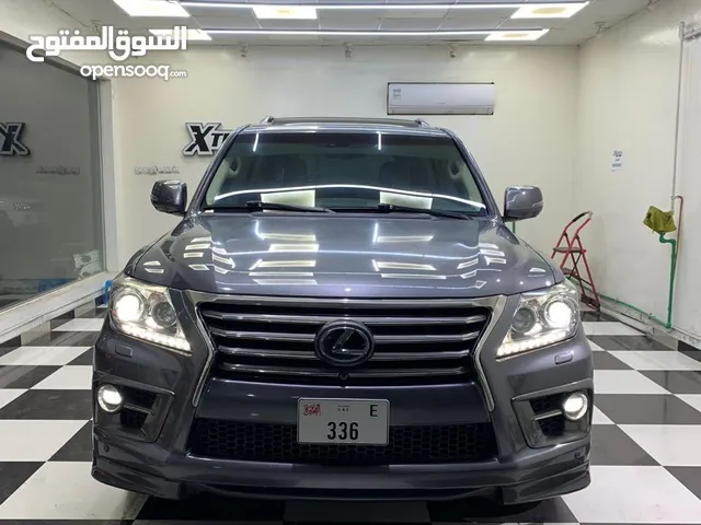 استيشن لكزس LX570 خليجي 2014