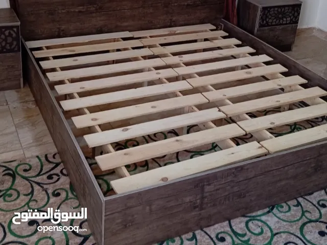 للبيع للبيع تخت مزوج بدون فرشه قياسه 190x170التخت وكاله للتواصل واتس اب لا يوجد توصيل