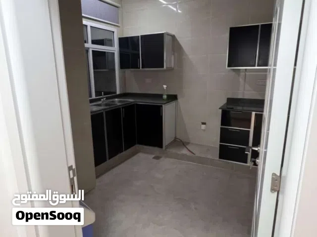 140 m2 2 Bedrooms Apartments for Rent in Muscat Al Maabilah