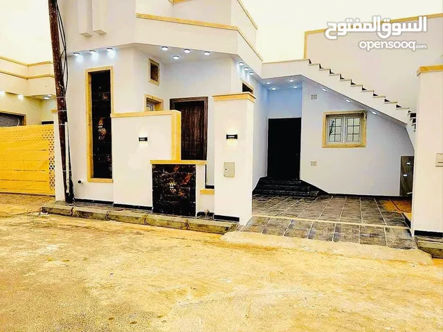 150 m2 4 Bedrooms Townhouse for Sale in Tripoli Ain Zara