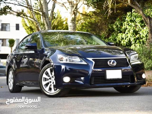 الكزس GS250 بنزين مواصفات خاصة وارد وكالة وصيانتها الغاية الان فحص كامل فل اضافات للبيع من المالك