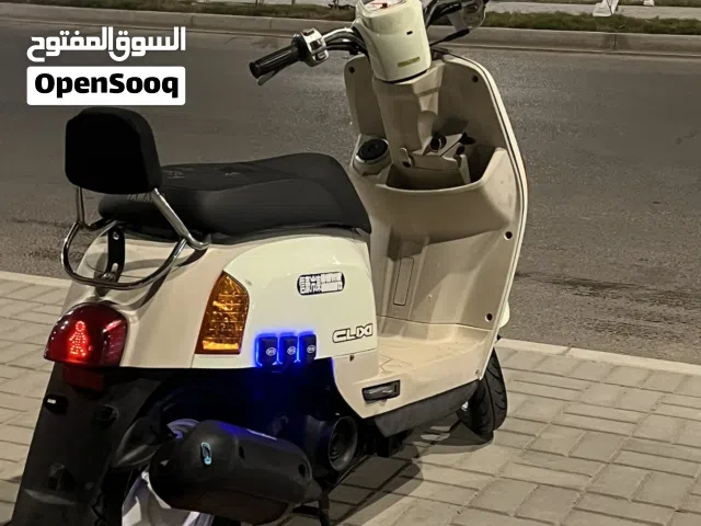 بوليسي حليبي داخل كريمي الدراجه كلها ختم واحد مكفوله كفاله عامه