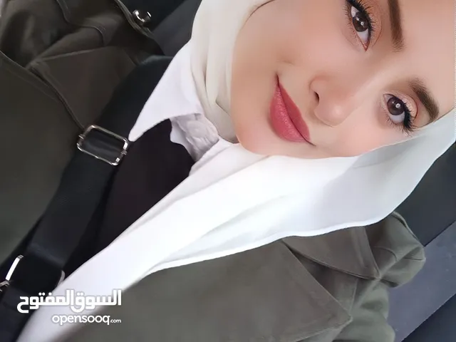 هلا علاء عبده
