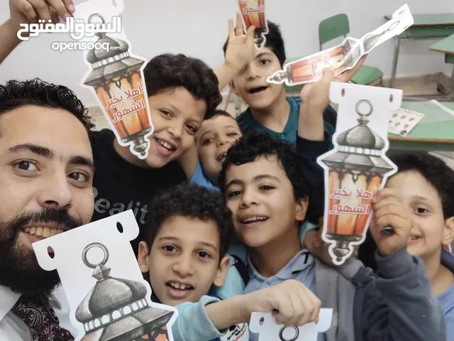 معلم ومحاضر لغة المانيه لكورسات اللغه الالمانيه والمناهج المختلفه