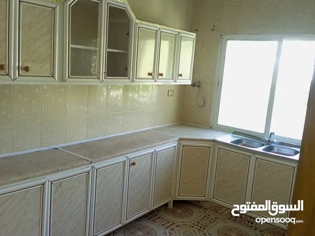 120 m2 5 Bedrooms Apartments for Rent in Salt Al Manshiyyeh