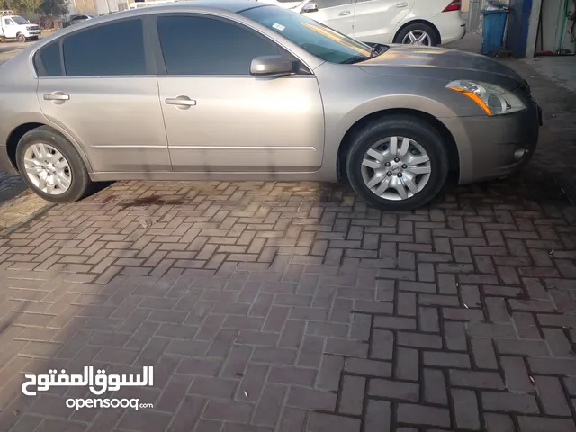 نيسان التيما 2011 للبيع