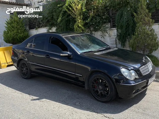 Mercedes Benz C-Class 2002 in Madaba