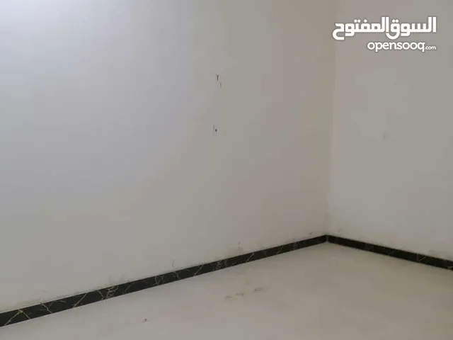100m2 2 Bedrooms Apartments for Rent in Basra Tuwaisa