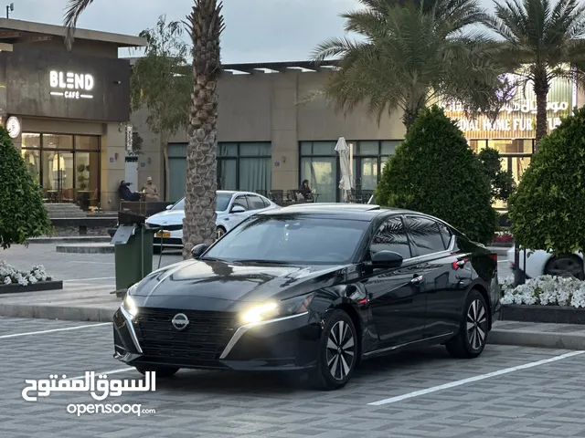 Used Nissan Altima in Muscat