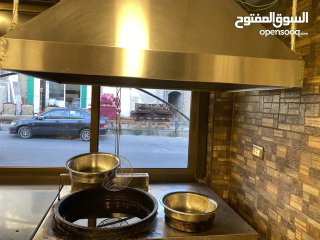 عدة وبسطة مطعم كاملة للبييع بسعر مغري جدا