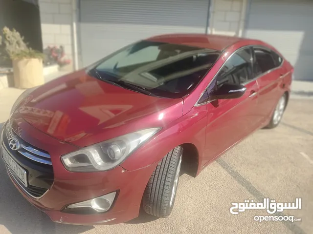 هونداي i40 صالون عائلية فخمة موديل 2013 بمحرك ديزل إقتصادي جدا 1700 سي سي