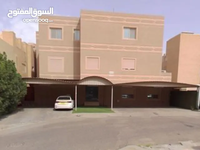 200 m2 4 Bedrooms Apartments for Rent in Farwaniya Abbasiya