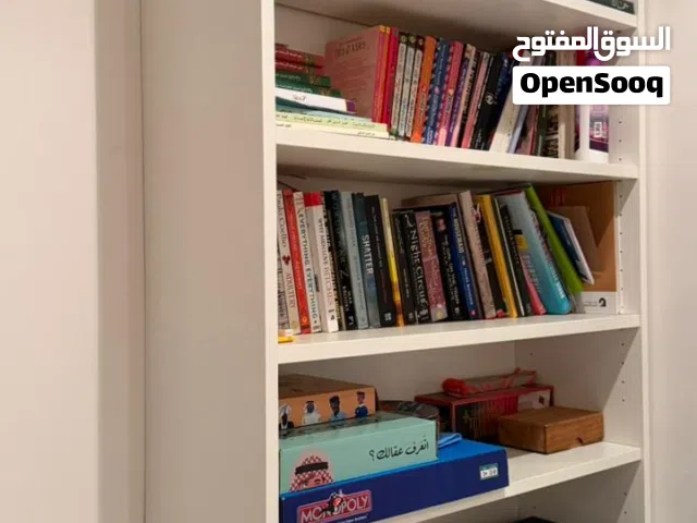 أرفف ايكيا حالتها ممتازة Shelf case as good as new