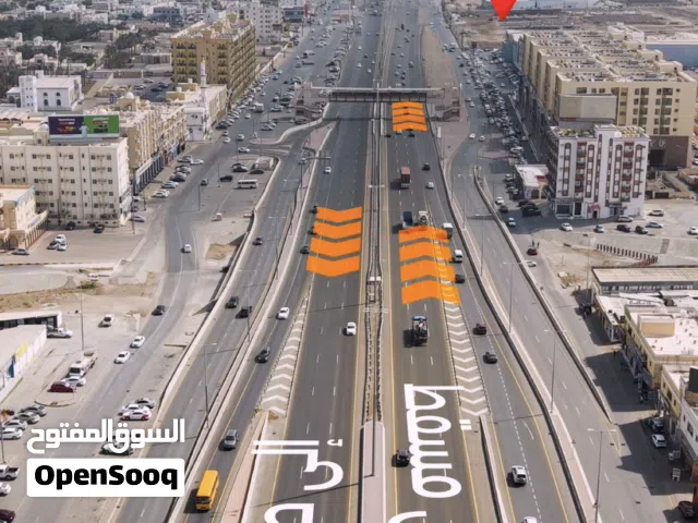 بـ موقع VIP وفي اكبر سوق في السلطنه احجز محلك وبأقساط بدون فوائد في بركاء داون تاون
