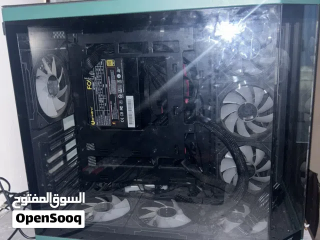كيس pc جيمنجacer يأتي ب سبع مراوح