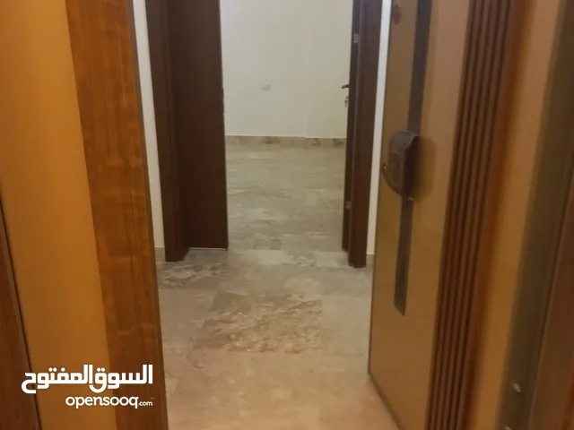 300 m2 4 Bedrooms Apartments for Rent in Tripoli Zawiyat Al Dahmani